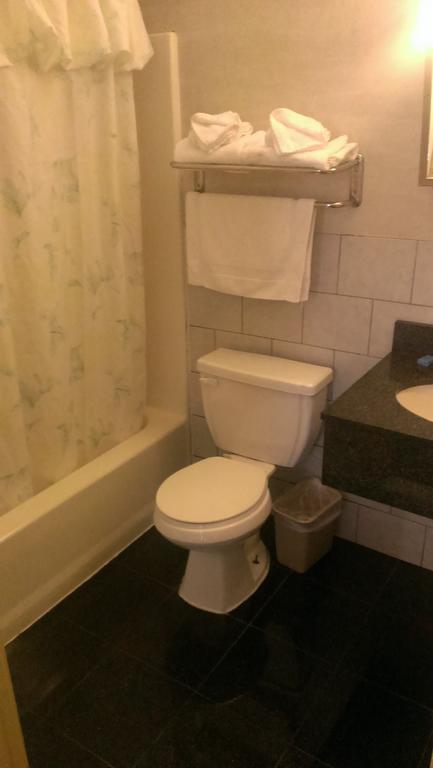 Naugatuck Motor Lodge Phòng bức ảnh