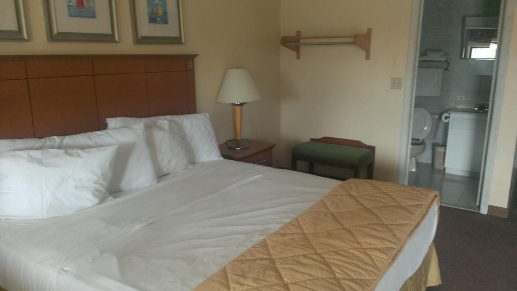 Naugatuck Motor Lodge Phòng bức ảnh