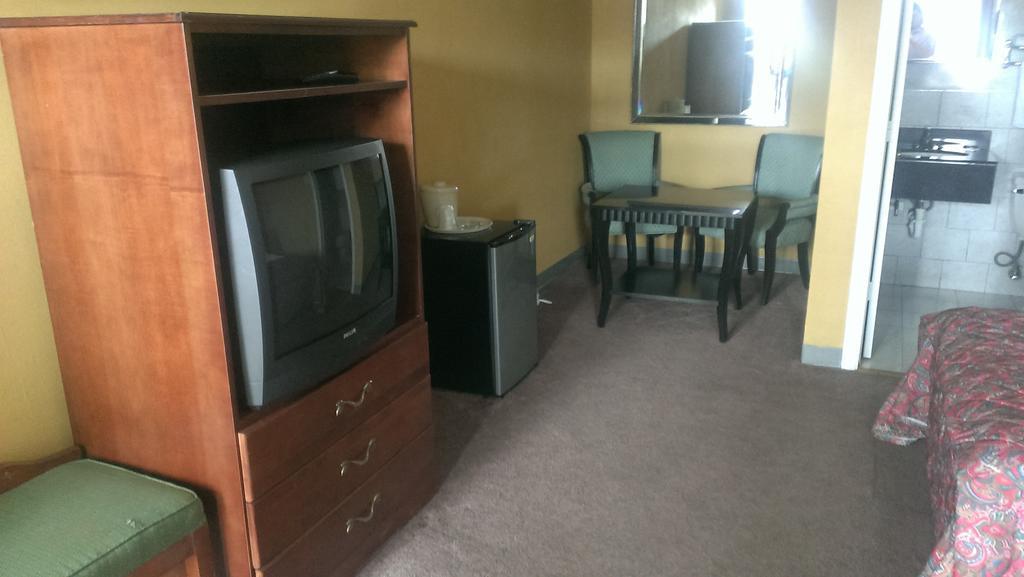 Naugatuck Motor Lodge Phòng bức ảnh