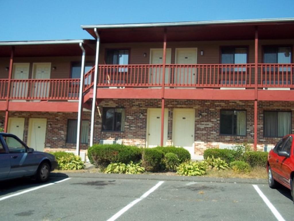 Naugatuck Motor Lodge Ngoại thất bức ảnh